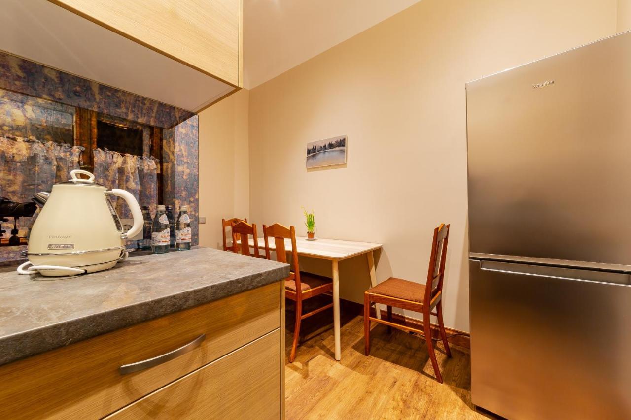 Cozy Storie'S Ap, 47Sqm, Renovated 2020, Free Parking Appartement Riga Buitenkant foto