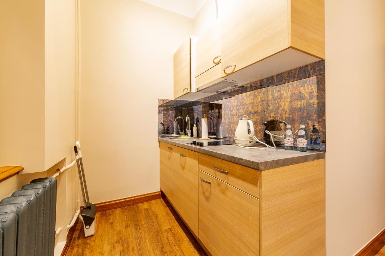 Cozy Storie'S Ap, 47Sqm, Renovated 2020, Free Parking Appartement Riga Buitenkant foto