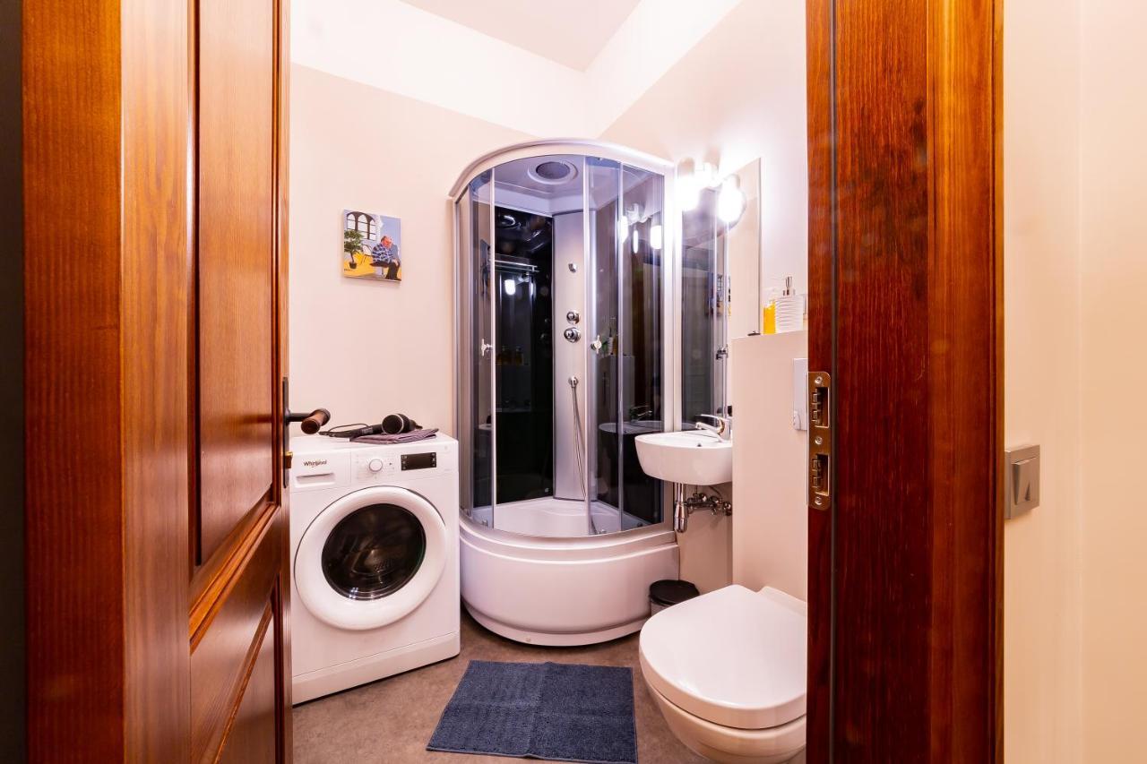 Cozy Storie'S Ap, 47Sqm, Renovated 2020, Free Parking Appartement Riga Buitenkant foto